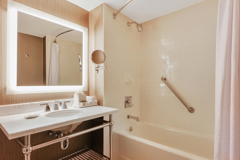 Sheraton Tarrytown Hotel - photo 22