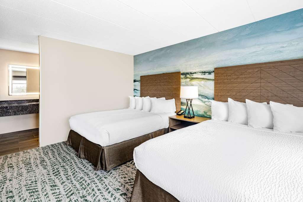 AmericInn by Wyndham Duluth South Black Woods Event Center - photo 14