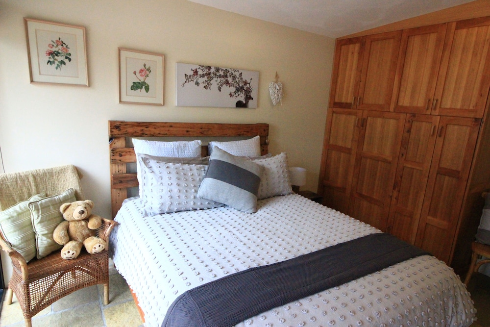 Down to Earth Farm Retreat — Bairnsdale — photo 3