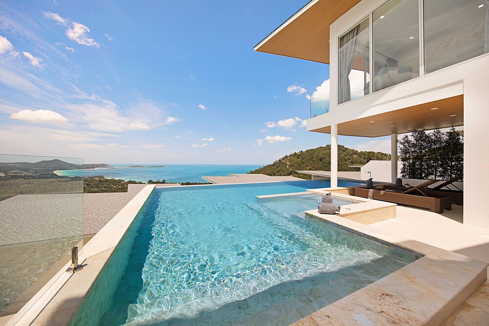 4BR Luxurious Private Pool Villa Oasis — 4-Star Luxury Hotel in Koh Samui, Thailand