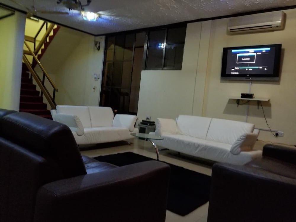 Nass Lodge — Sunyani — photo 4