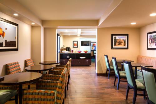 Fairfield Inn By Marriott Albuquerque University Area - photo 12