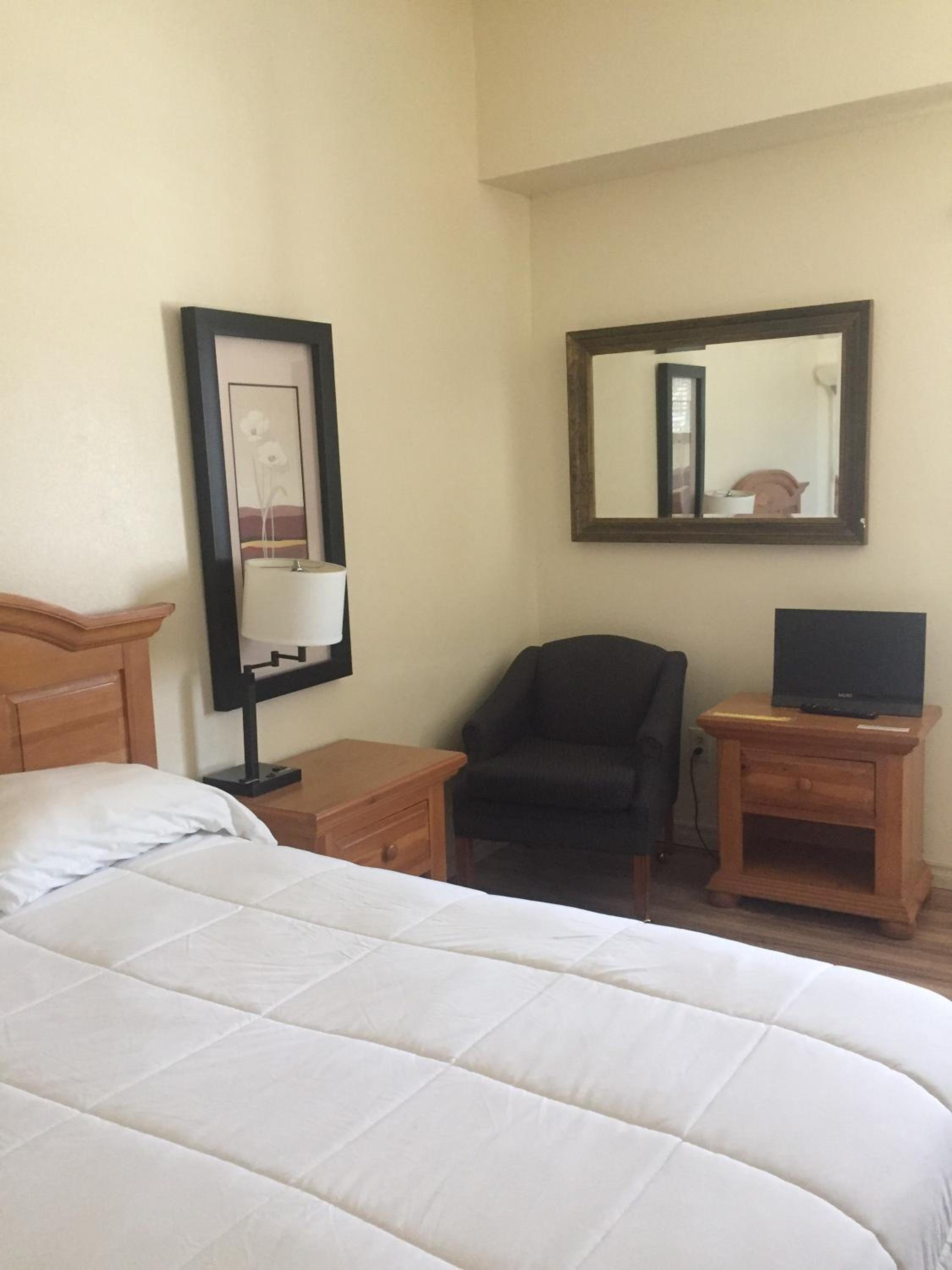 Whitney Portal Hostel And Hotel - photo 13