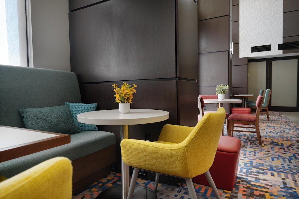Hampton Inn & Suites Tulsa Tulsa Hills - photo 2