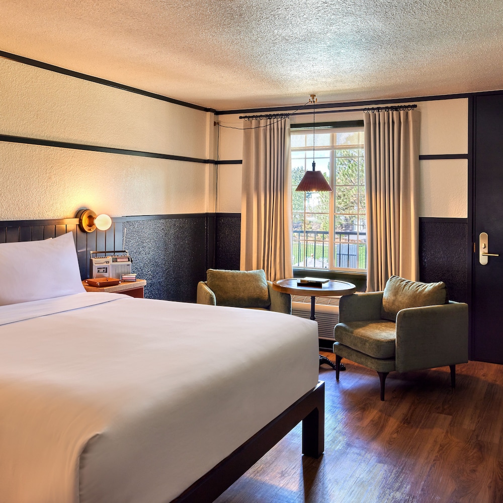 High Country Motor Lodge Near NAU Downtown - photo 21