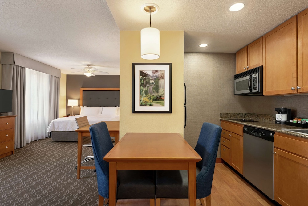 Homewood Suites by Hilton Allentown Bethlehem Airport - photo 6