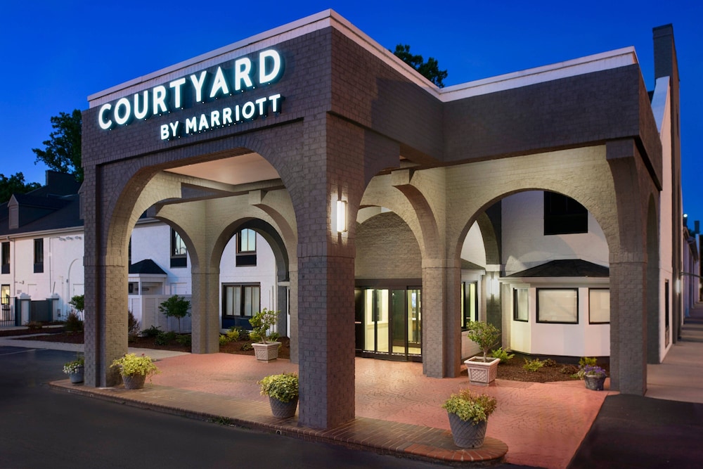 Courtyard by Marriott Winston Salem University - photo 23