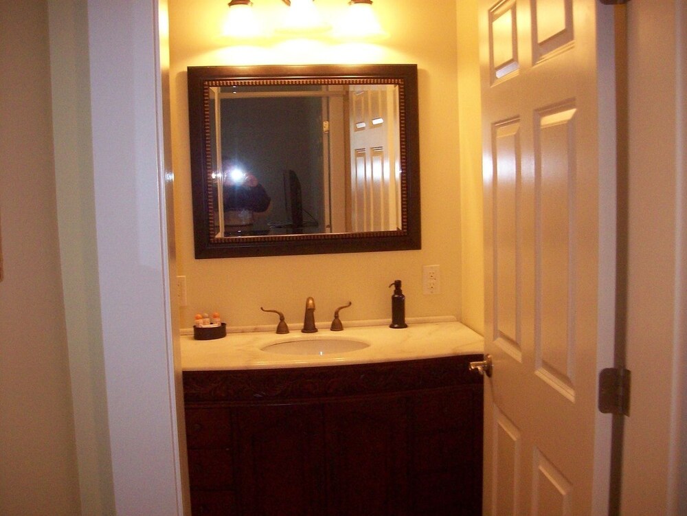 The Colonels Suites Unit 1 - photo 19