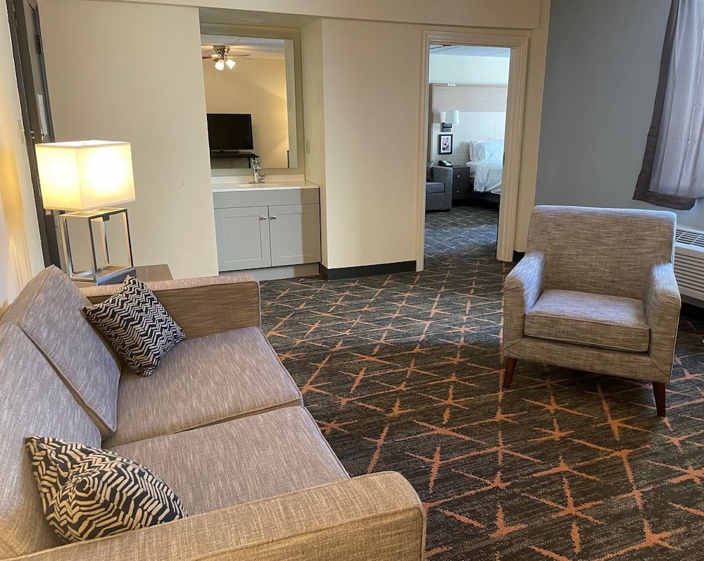 Holiday Inn Lansdale Hatfield by IHG - photo 17