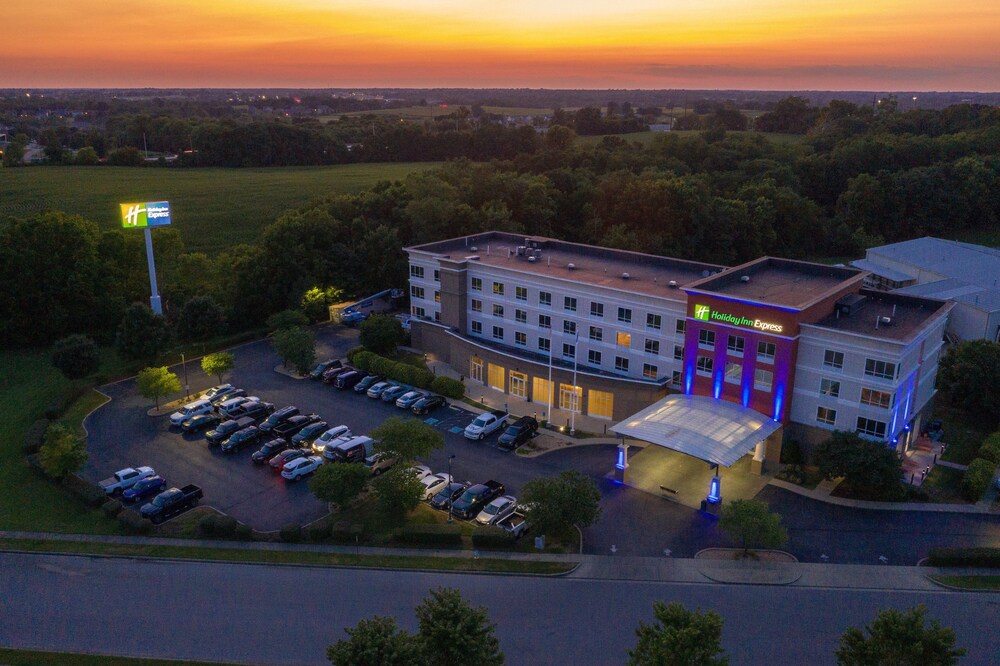 Holiday Inn Express Lexington North Georgetown by IHG - photo 36