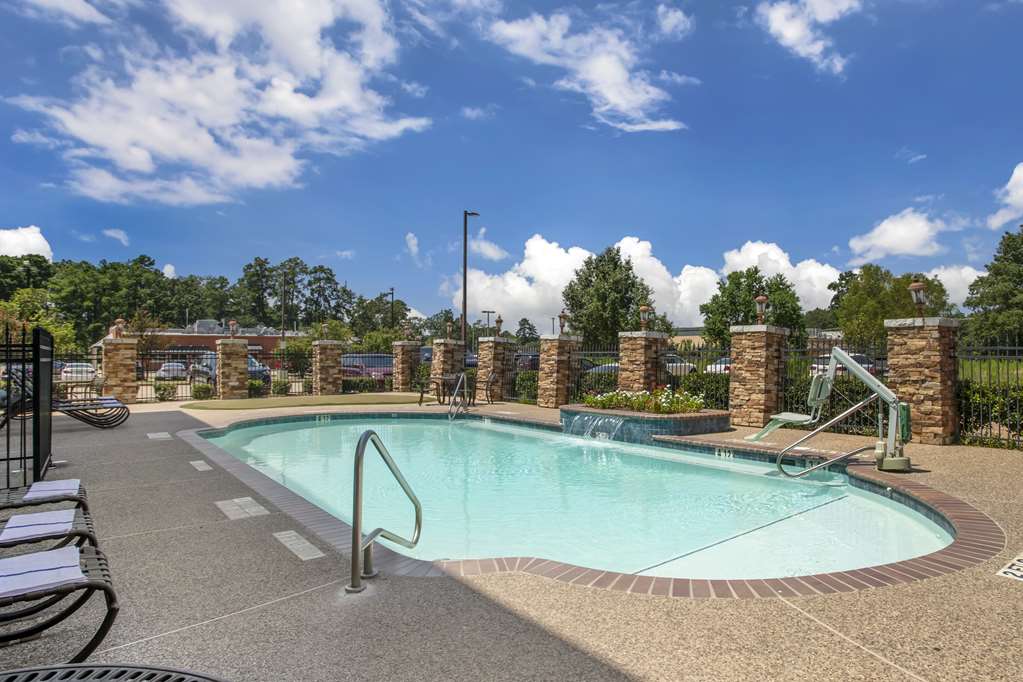 Best Western Plus Crown Colony Inn & Suites - photo 35
