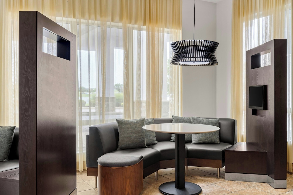 Courtyard by Marriott Evansville East - photo 25