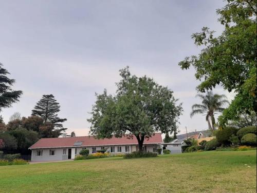 Fairlands Luxury Apartments — 4-Star Luxury Hotel in Johannesburg, South Africa
