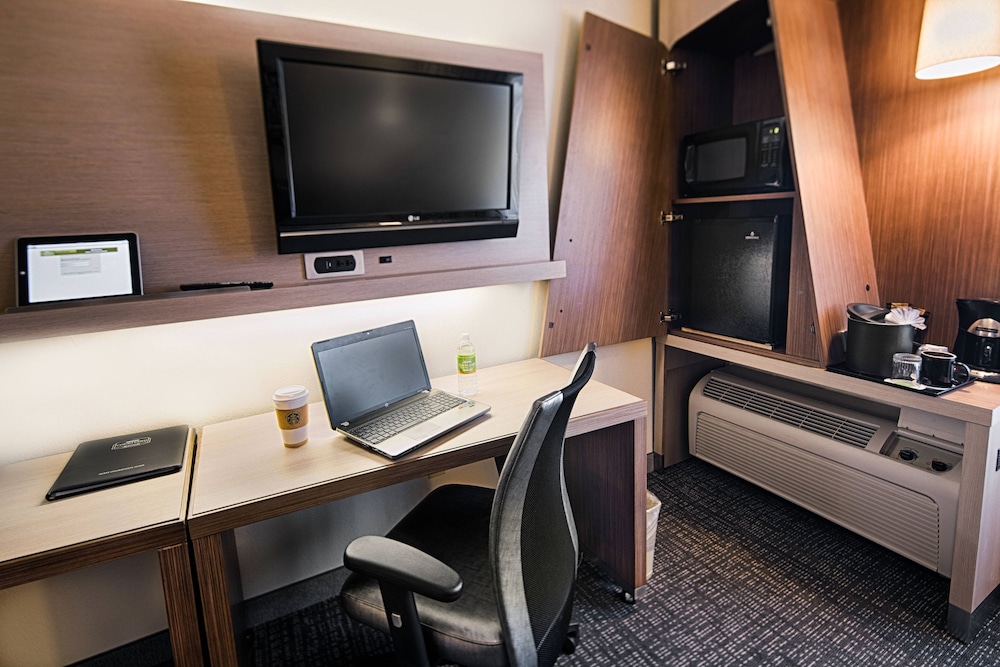 Courtyard By Marriott Dallas DFW Airport North Irving - photo 3