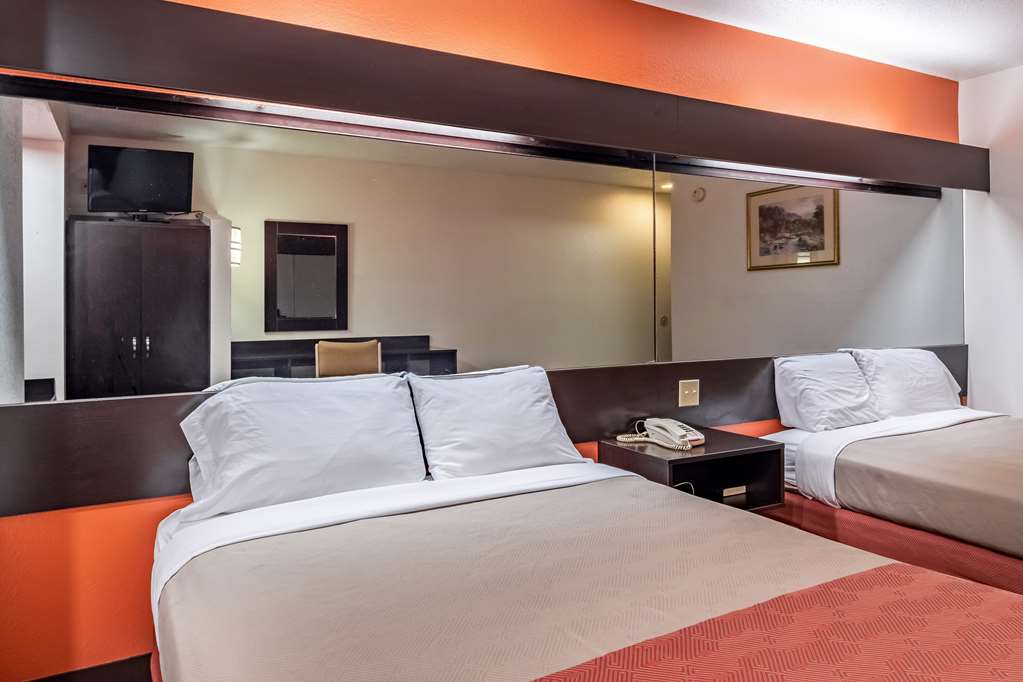 Motel 6 Chattanooga Downtown - photo 13