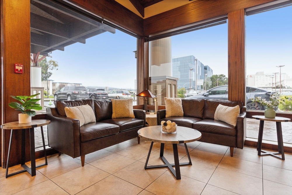 Vagabond Inn Executive San Francisco Airport - photo 9