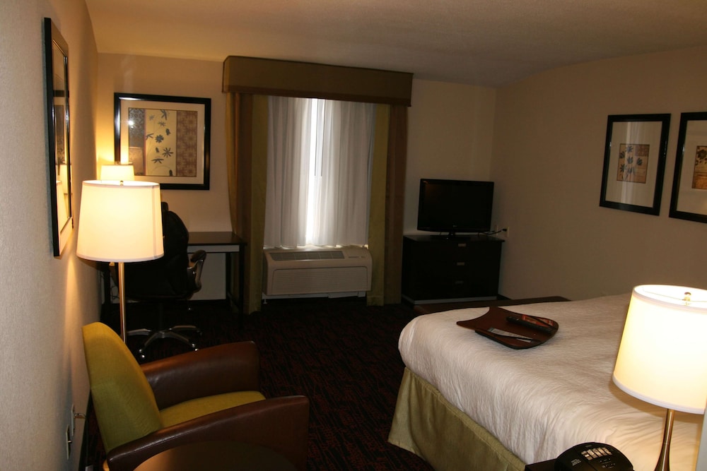 Hampton Inn Jericho Westbury - photo 22