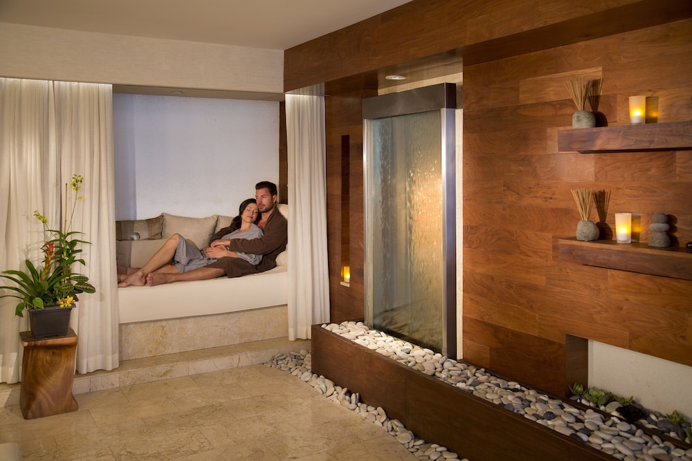 Costa d'Este Beach Resort and Spa - photo 48
