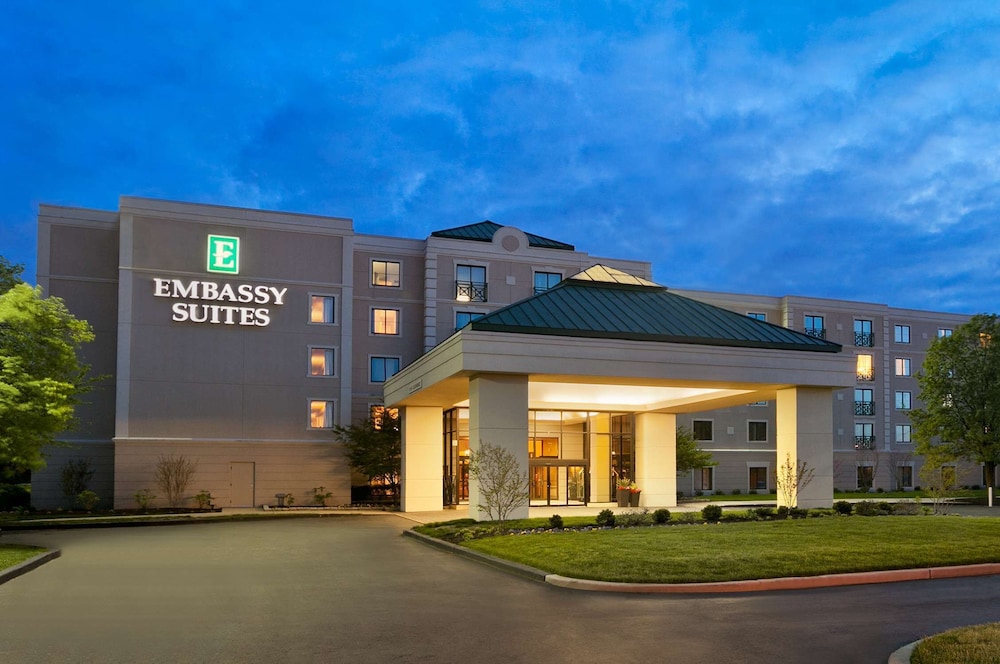 Embassy Suites by Hilton Philadelphia Airport in Philadelphia, United States
