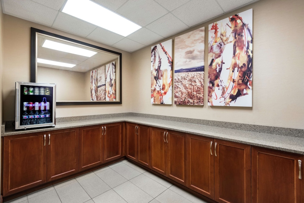 Embassy Suites by Hilton St. Louis St. Charles - photo 35