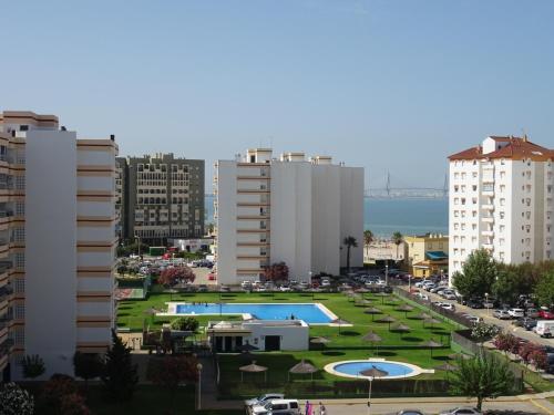 Apartamento playa Valdelagrana — 4-Star Luxury Hotel in El Puerto De Santa Maria, Spain