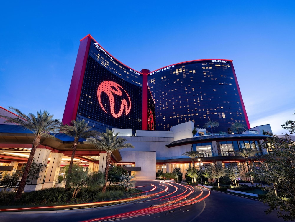 Las Vegas Hilton at Resorts World — 4-Star Luxury Hotel in Las Vegas, United States