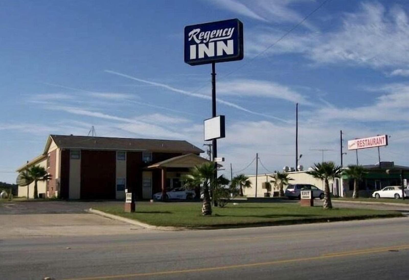Regency Inn Fairfield - photo 5