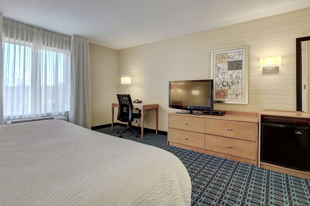 Fairfield Inn & Suites by Marriott Edison South Plainfield - photo 9