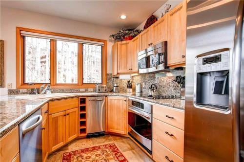 Aspen Ridge Townhome by Telluride Resort Lodging - photo 15