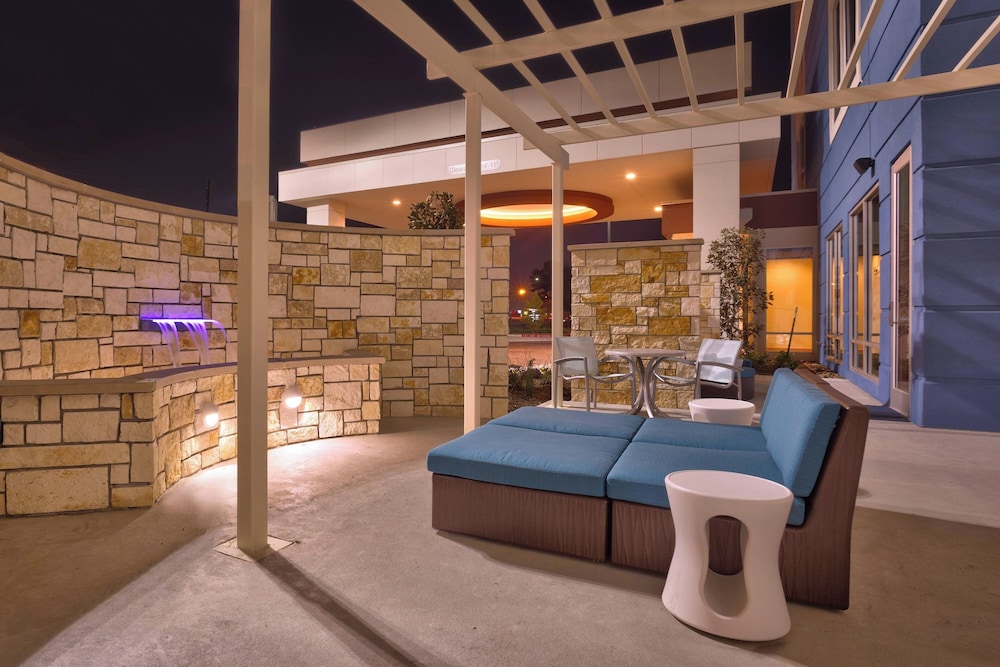 Springhill Suites Houston I 45 North - photo 24