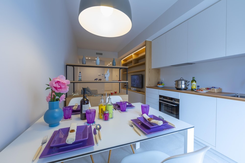 Mina Apartment 100m From Sea — 4-Star Luxury Hotel in Polignano A Mare, Italy
