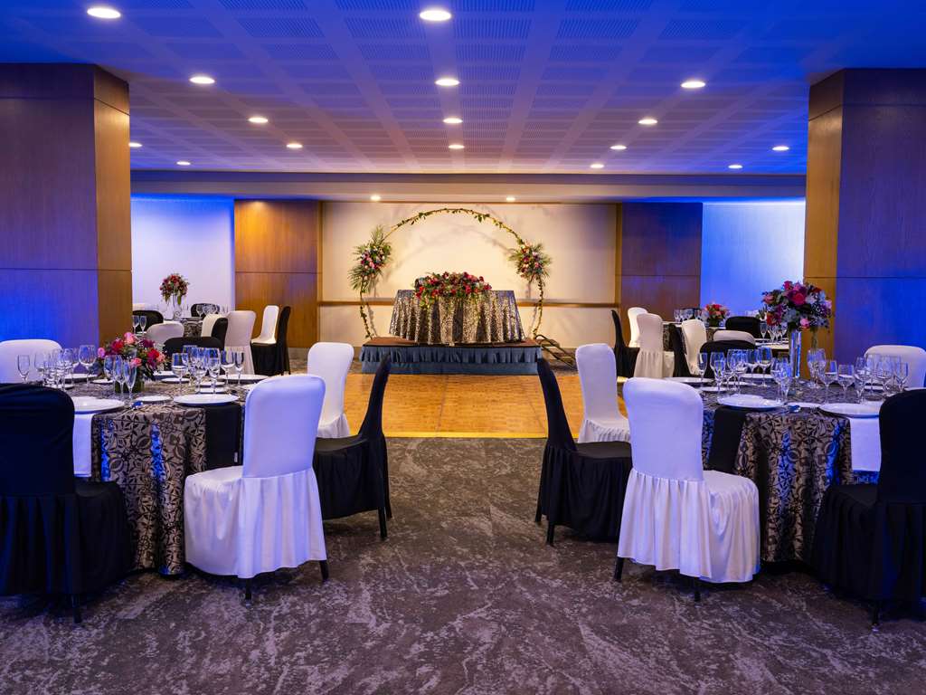 Galeria Plaza Reforma Salon Lancaster