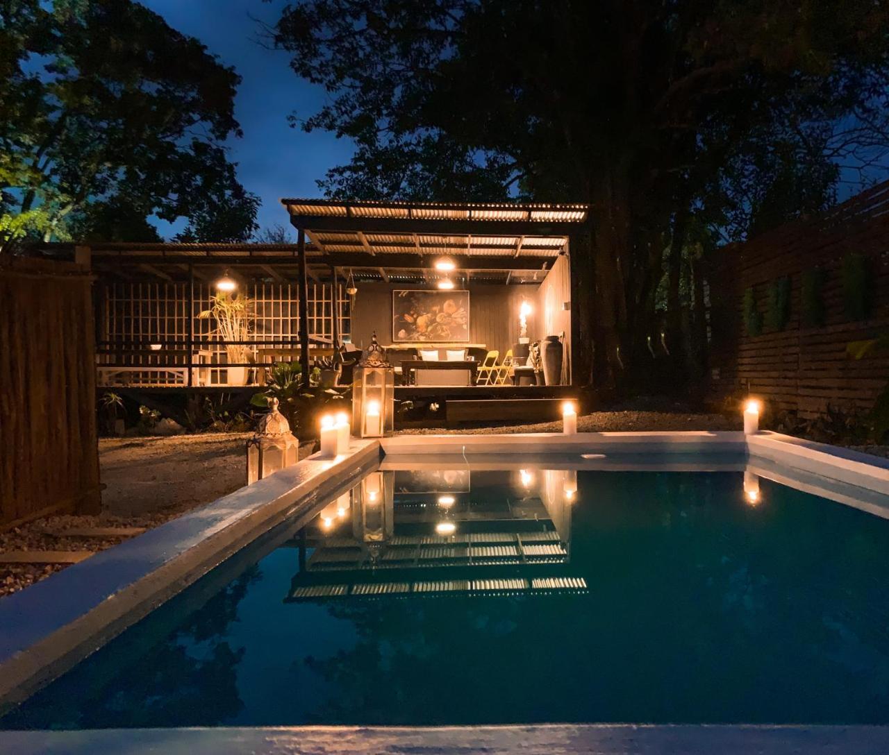 Lush - last minute hotel in Unknown City