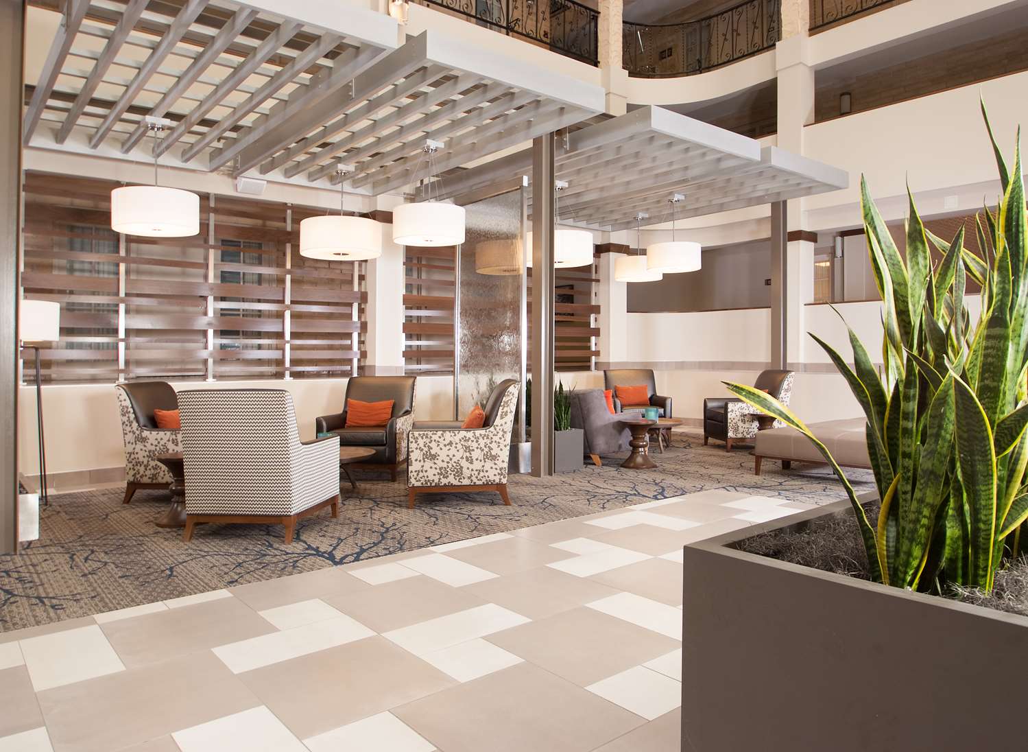Embassy Suites by Hilton Bloomington Minneapolis - photo 32