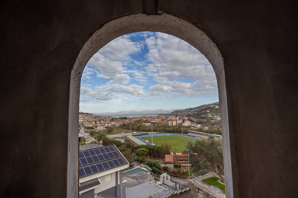 Domus Pesca Holiday Home 2 — 4-Star Luxury Hotel in Agropoli, Italy