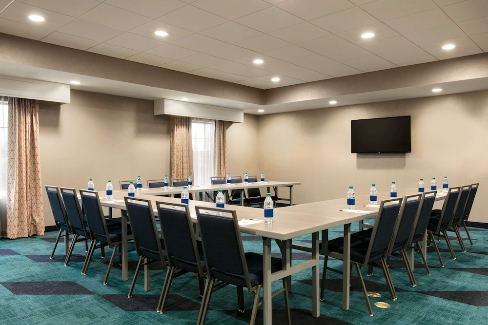 Hampton Inn Kernersville - photo 30