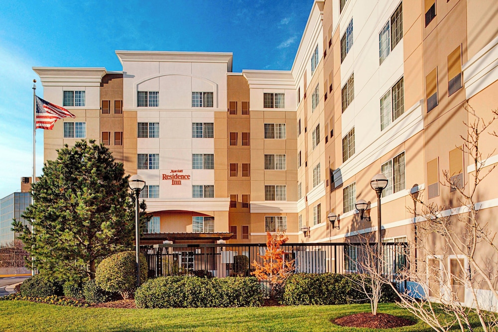 Residence Inn by Marriott Tysons - photo 35
