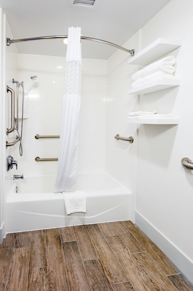 Hampton Inn Rochester South - photo 31
