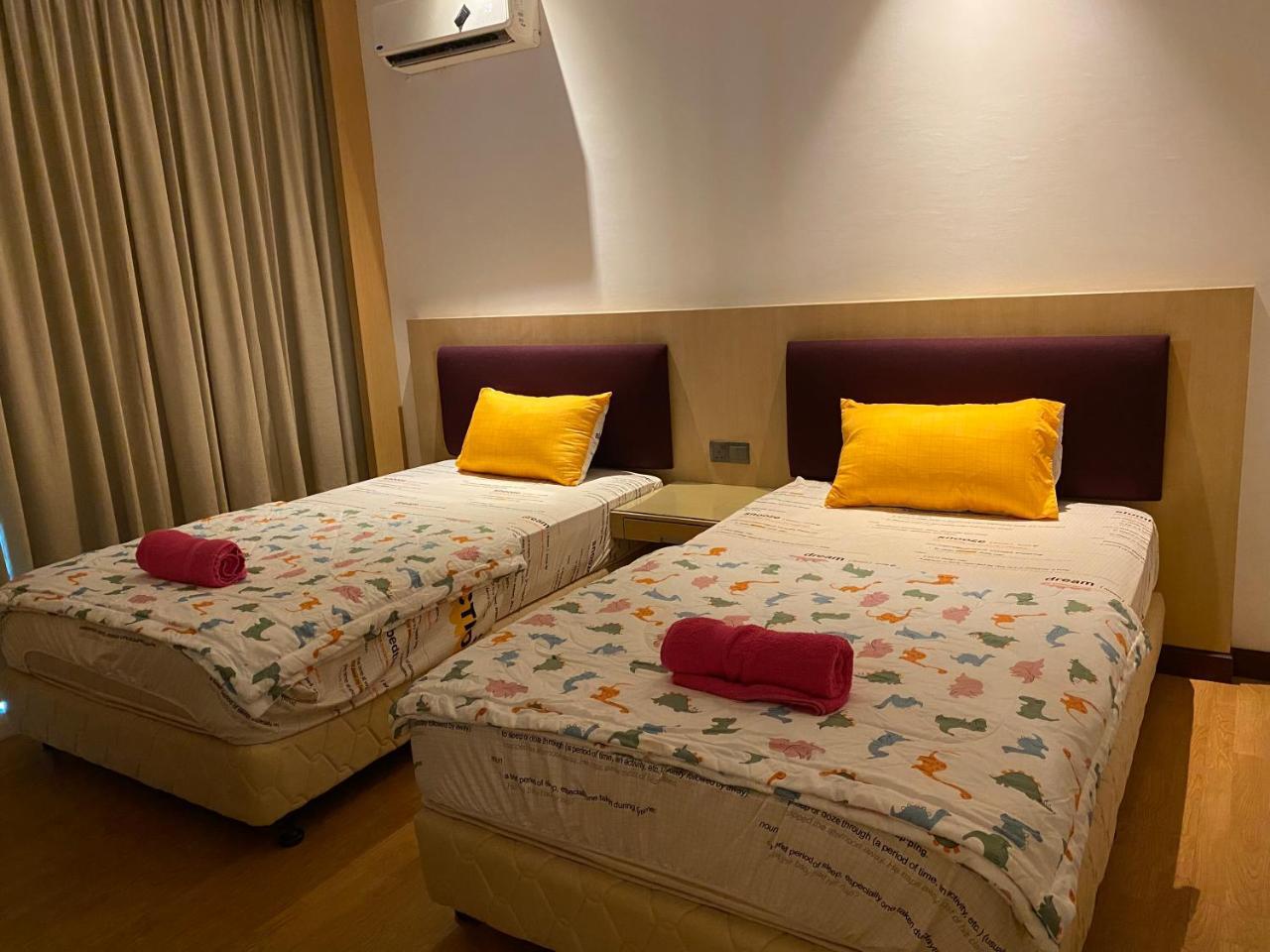 The Floorspace Imperial Suites 4BR Apartment — 4-Star Luxury Hotel in Kuching, Malaysia