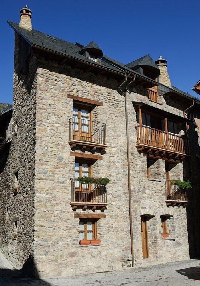 Casa Rafeleta Hotel - last minute hotel in Plan