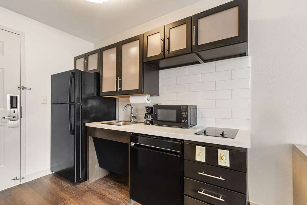 Sonesta Simply Suites Baltimore BWI Airport - photo 34