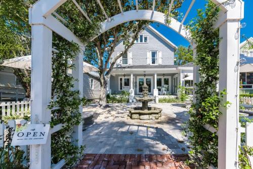The Old Mission Collection Downtown Bungalow — 4-Star Luxury Hotel in Saint Augustine, United States