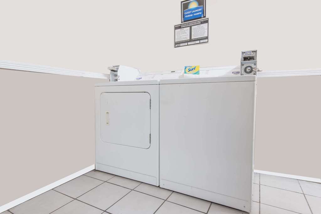 Days Inn by Wyndham Kansas City International Airport - photo 30