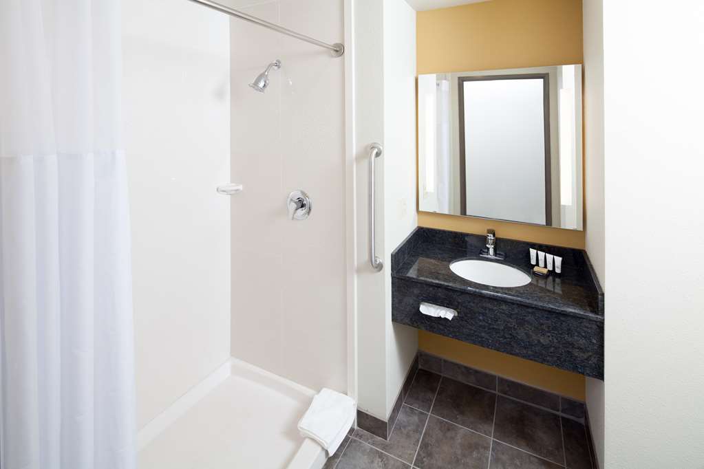 Red Lion Inn & Suites Polson - photo 12