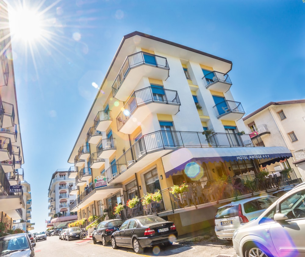 Hotel Azzorre & Antille in Iesolo, Italy