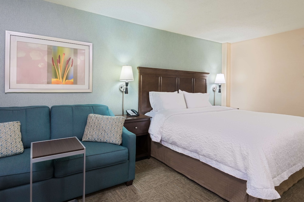 Hampton Inn White Plains Tarrytown - photo 5