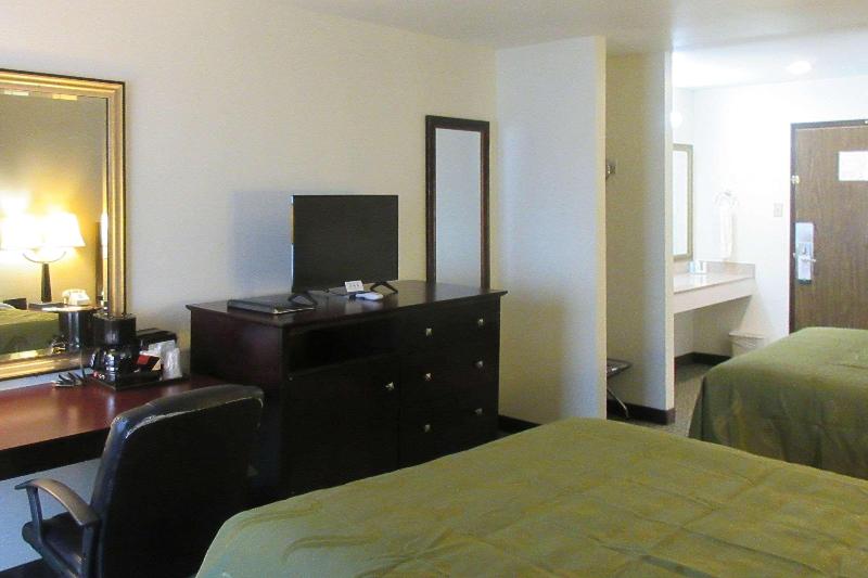 Quality Inn Longmont - photo 6