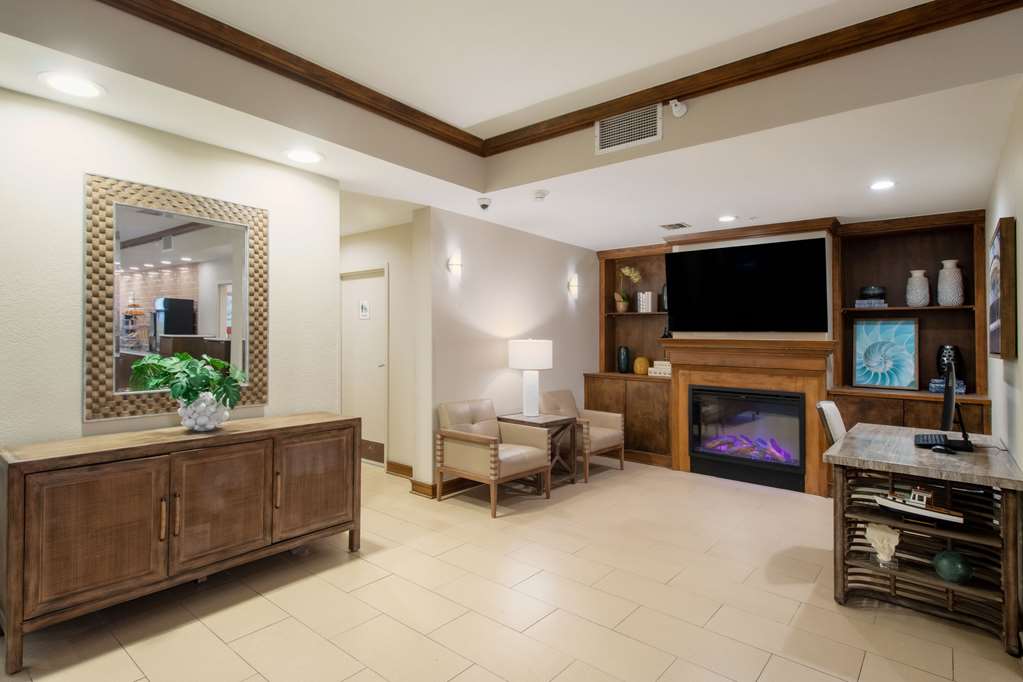 Econo Lodge Inn & Suites Foley North Gulf Shores - photo 11
