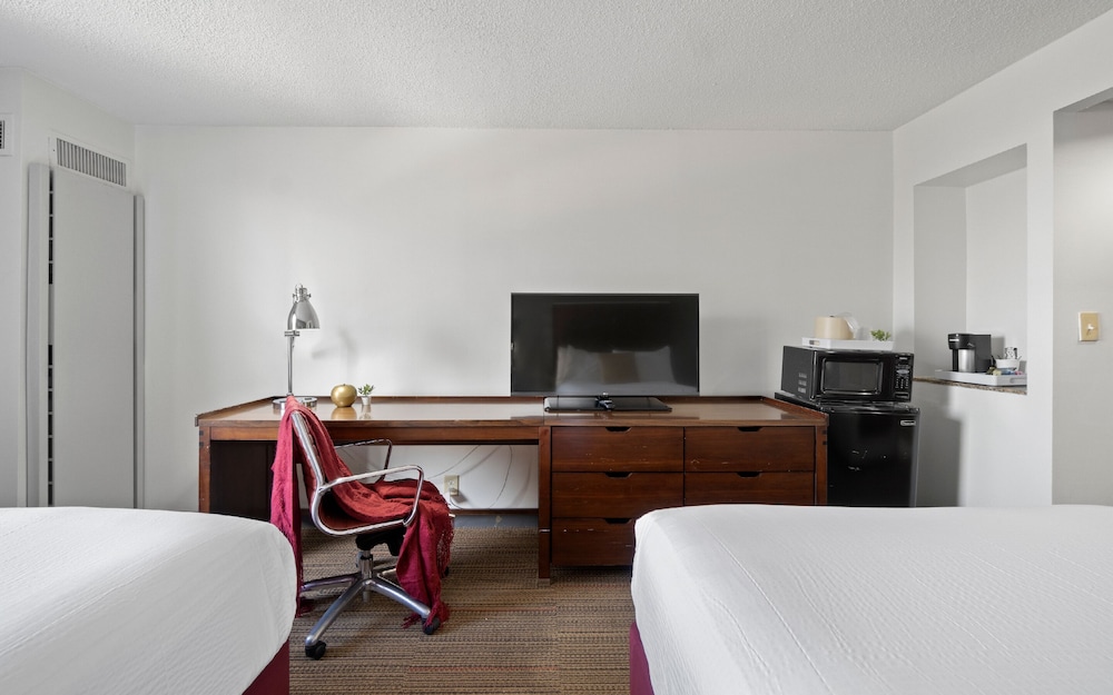 Four Points by Sheraton Charlotte - photo 4