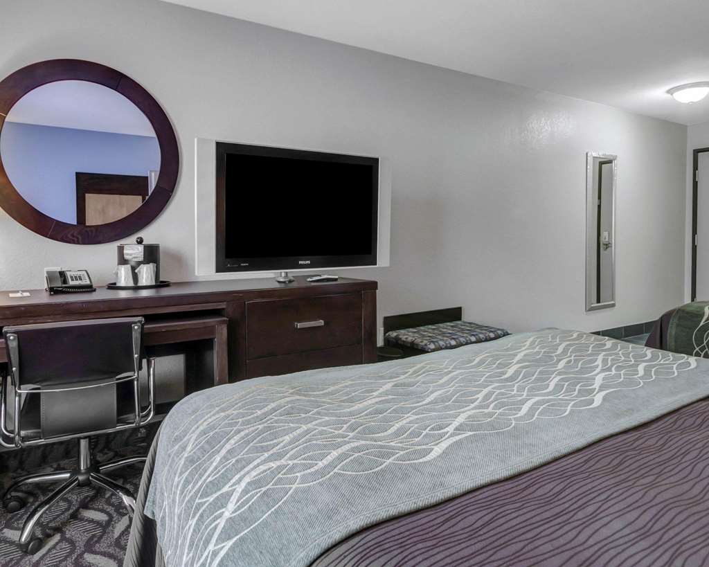Comfort Inn & Suites El Paso I 10 Airport Area - photo 26